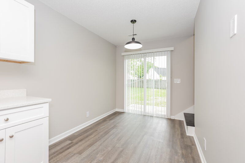 1,945/Mo, 1937 Edinburgh Ln Murfreesboro, TN 37130 Dining Room View