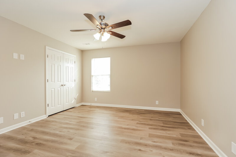 2,260/Mo, 5042 Tabitha St Murfreesboro, TN 37129 Main Bedroom View 2