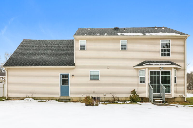 0/Mo, 733 Sage Hill Dr Deptford, NJ 08090 Rear View