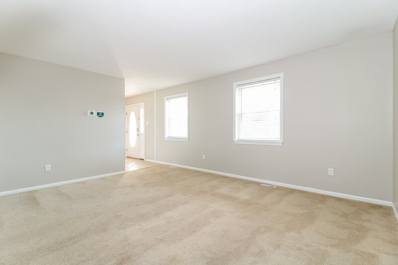 3,510/Mo, 35 Mayapple Rd Sicklerville, NJ 08081 Living Room View 2