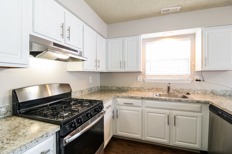 0/Mo, 616 Panama Ct Williamstown, NJ 08094 Kitchen View