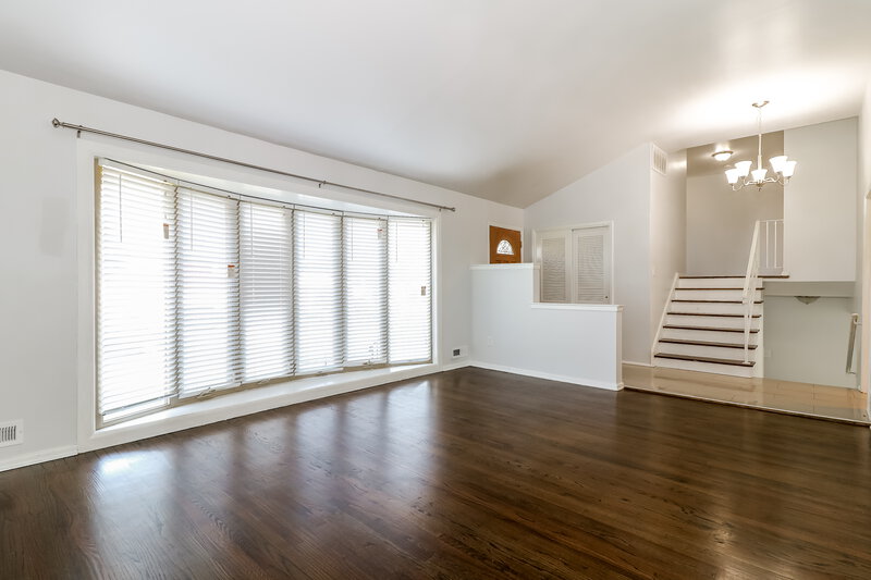 3,400/Mo, 21 Darby Lane Cherry Hill, NJ 08002 Living Room View 2