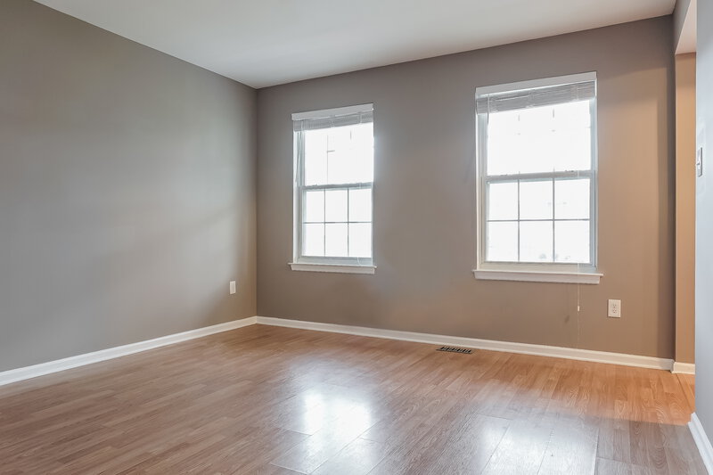0/Mo, 617 Josie Ct Williamstown, NJ 08094 Living Room View