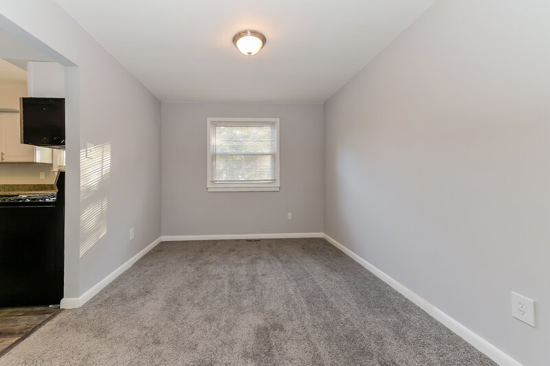 3,295/Mo, 112 Hemlock Drive Williamstown, NJ 08094 Master Bedroom View 2