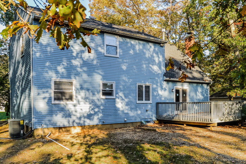 3,295/Mo, 112 Hemlock Drive Williamstown, NJ 08094 Rear View