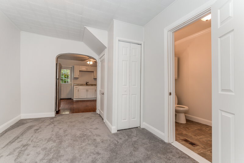 0/Mo, 439 Pine Ave Deptford, NJ 08096 Misc View 8