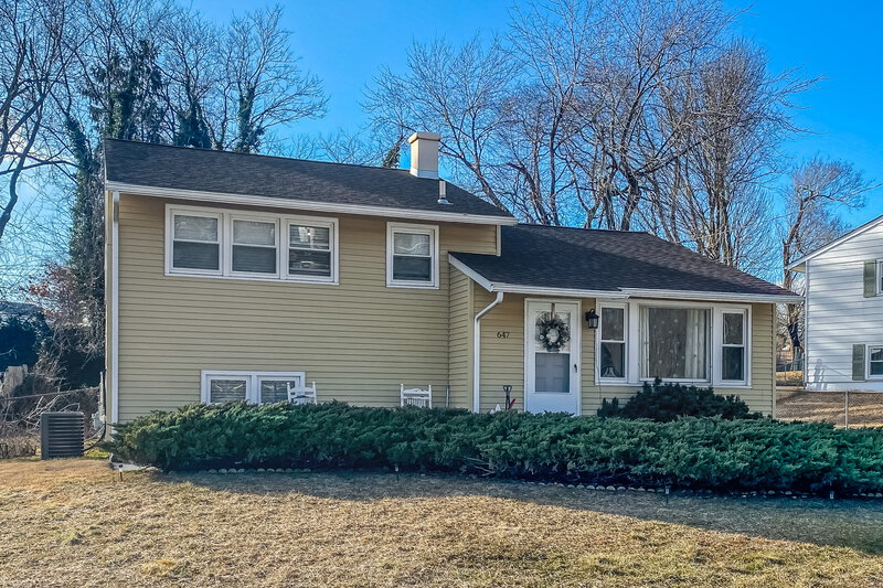 0/Mo, 647 Montclair Ave Wenonah, NJ 08090 External View