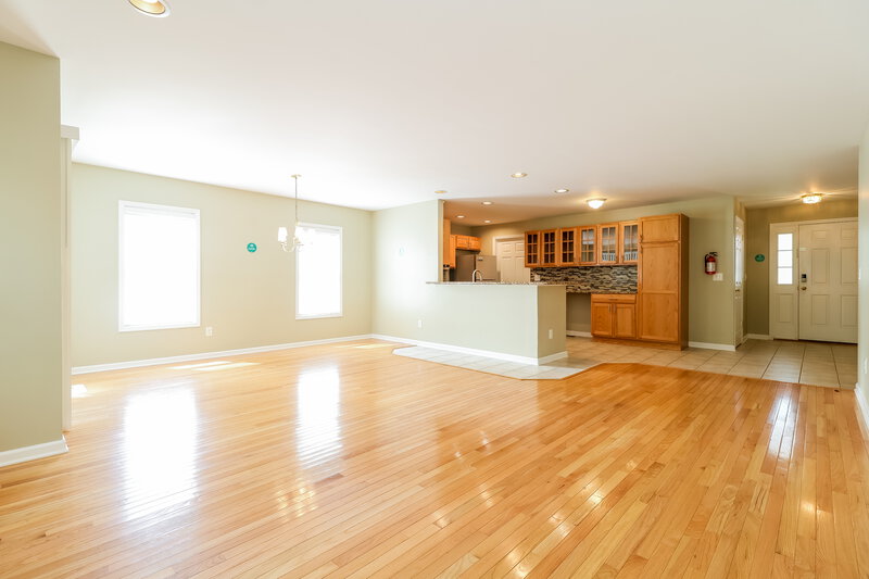 0/Mo, 113 Bourne Circle Hamburg, NJ 07419 Misc View