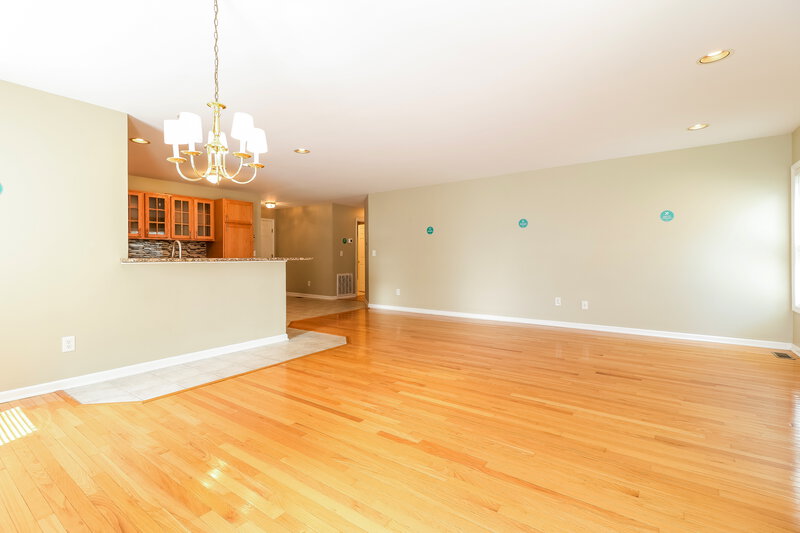 0/Mo, 113 Bourne Circle Hamburg, NJ 07419 Misc View 4