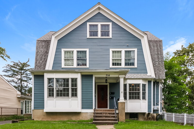 2,995/Mo, 314 3rd St Unit 1 Dunellen, NJ 08812 External View