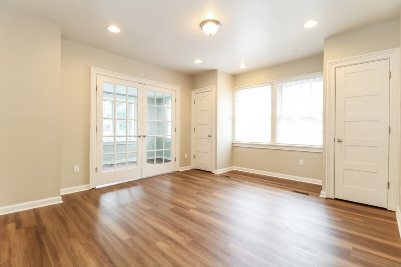 2,995/Mo, 314 3rd St Unit 1 Dunellen, NJ 08812 Main Bedroom View