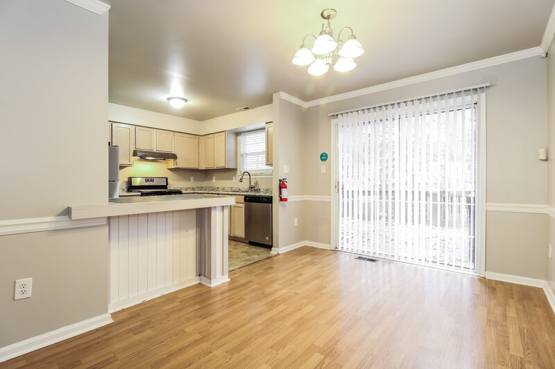 2,550/Mo, 139 PENDRAGON WAY Mantua, NJ 08051 Dining Room View