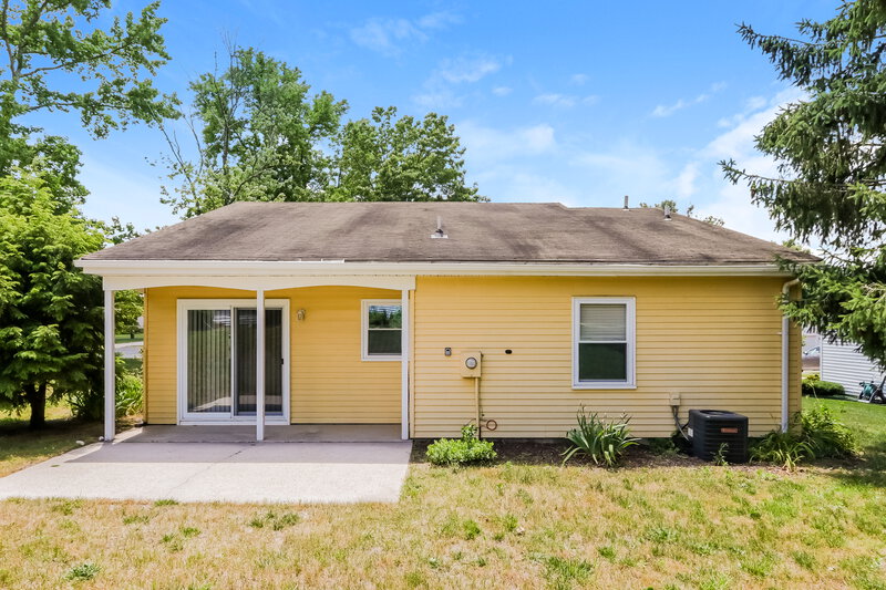 0/Mo, 80 Kingston Way Southampton, NJ 08088 Rear View 2