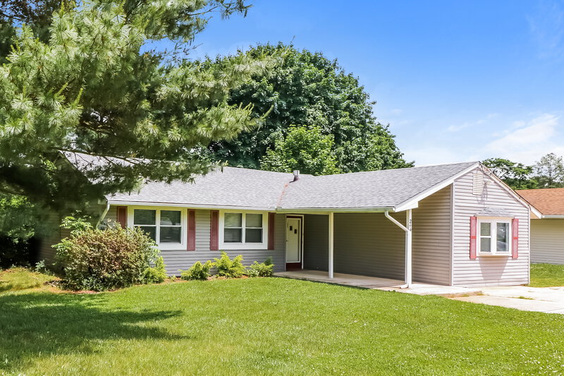 0/Mo, 244 Mantua Blvd Mantua, NJ 08051 Front View