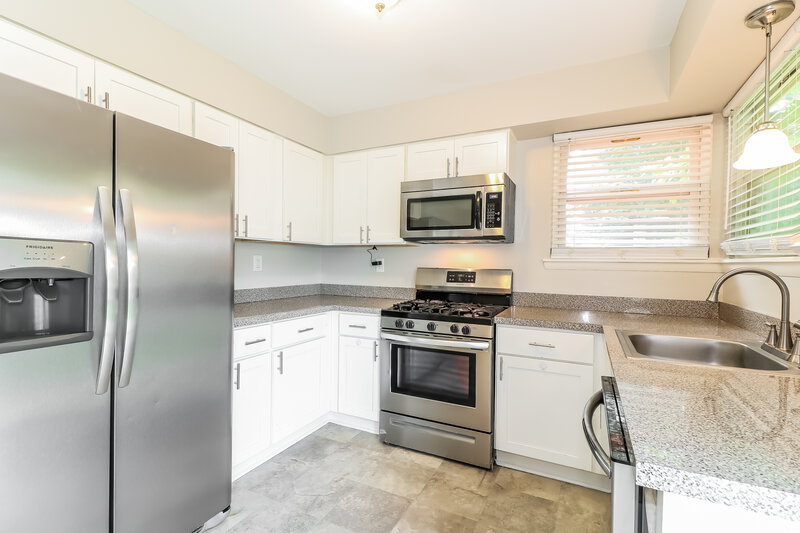 0/Mo, 244 Mantua Blvd Mantua, NJ 08051 Kitchen View