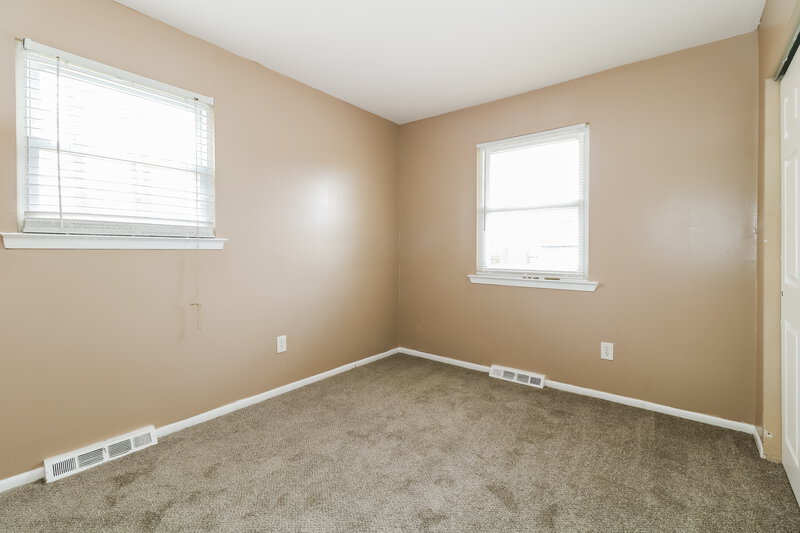 0/Mo, 250 Donna Dr Egg Harbor City, NJ 08215 Main Bedroom View