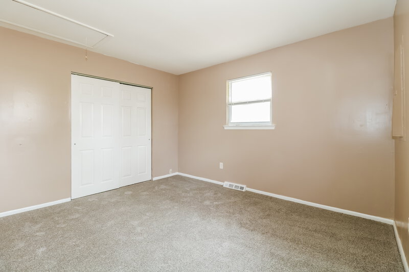 0/Mo, 250 Donna Dr Egg Harbor City, NJ 08215 Bedroom View 2