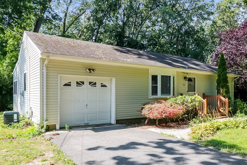 2,350/Mo, 12 LAWRENCE AVE Bayville, NJ 08721 External View