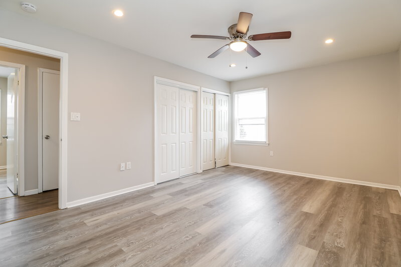 0/Mo, 48 Morton Ave Monroe Township, NJ 08831 Main Bedroom View 2