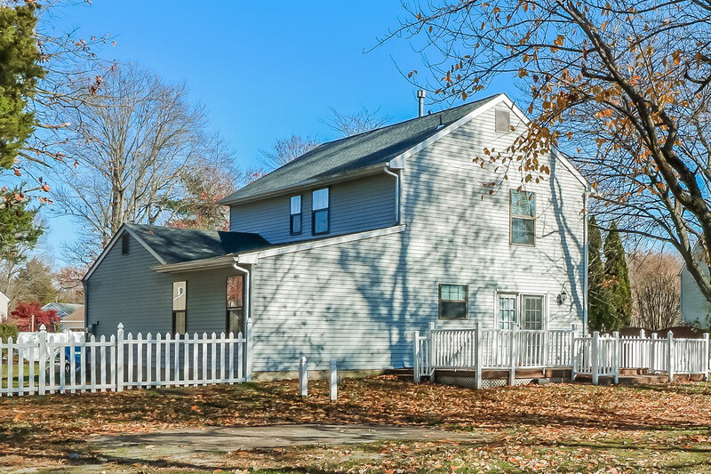 0/Mo, 22 Tallowood Ct Mantua, NJ 08051 Backyard View