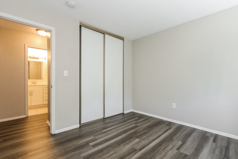 2,825/Mo, 28 KENNEBEC CT Bordentown, NJ 08505 Bedroom View 4