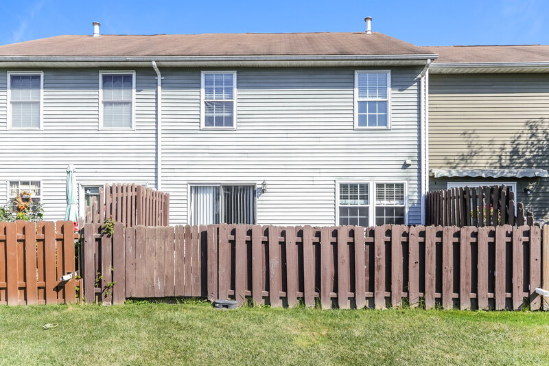 2,825/Mo, 28 KENNEBEC CT Bordentown, NJ 08505 Rear View