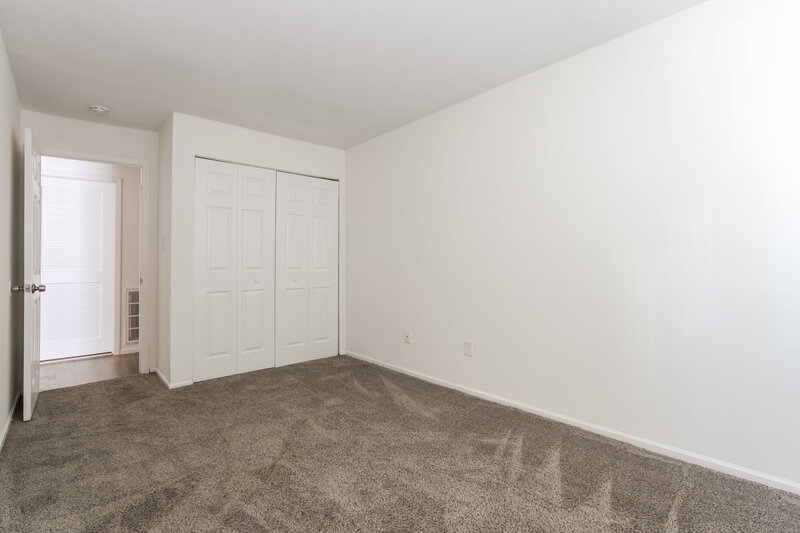 0/Mo, 4915 Winterbury Dr Mays Landing, NJ 08330 Bedroom View