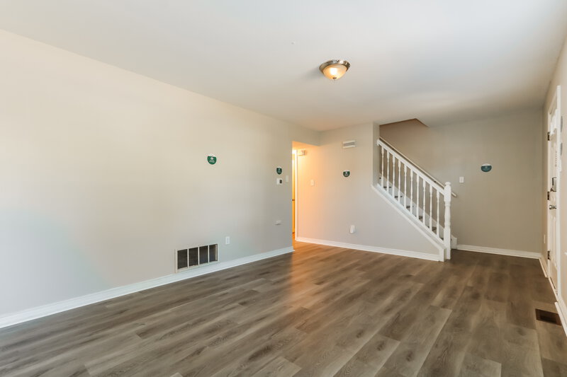 2,695/Mo, 305 WEST WASHINGTON AVENUE Pleasantville, NJ 08232 Living Room View