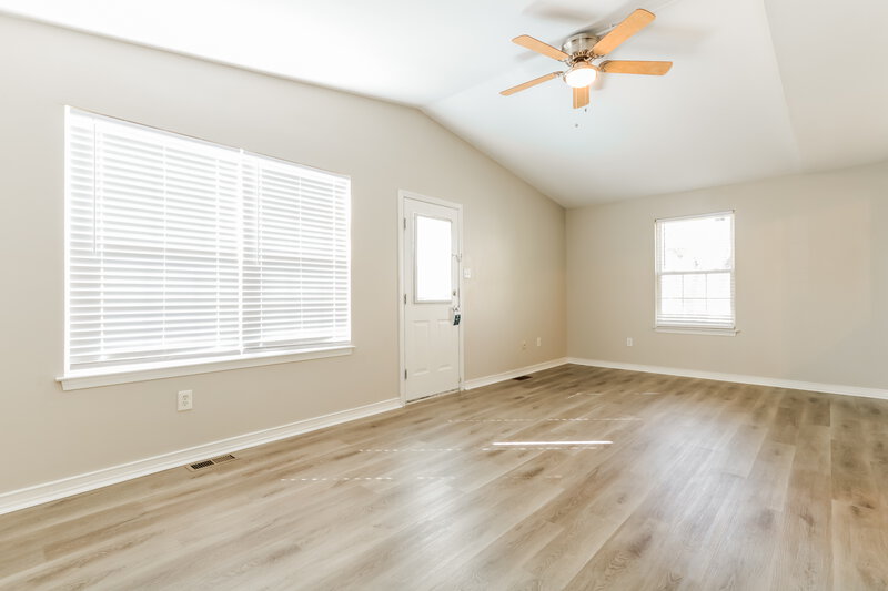 2,695/Mo, 305 WEST WASHINGTON AVENUE Pleasantville, NJ 08232 Family Room View