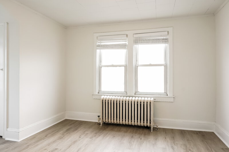 0/Mo, 9 W Crescent Blvd Collingswood, NJ 08108 Bedroom View 4