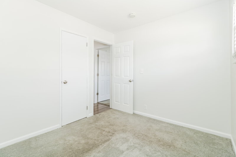 0/Mo, 83 Marion St Carteret, NJ 07008 Bedroom View 2