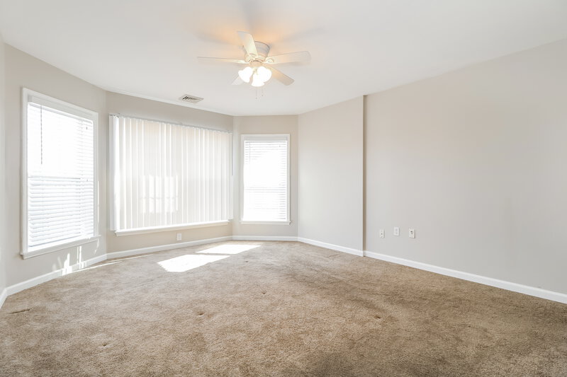 0/Mo, 10 Euclid Drive Absecon, NJ 08201 Main Bedroom View