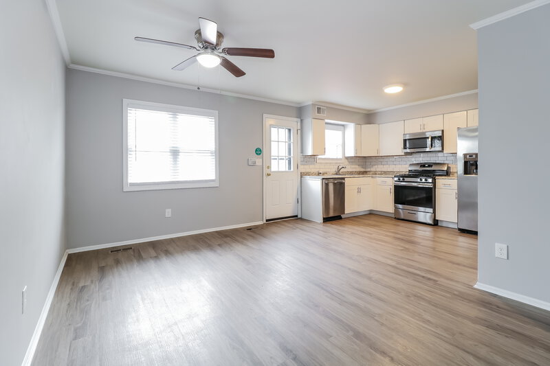 0/Mo, 159 RIVA DR Hackettstown, NJ 07840 Dining Room View