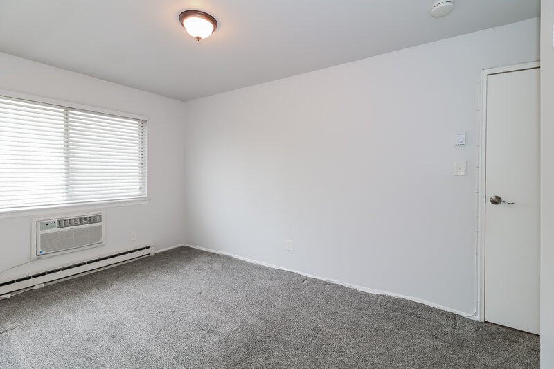 0/Mo, 740 Vose Avenue C-5 Orange, NJ 07050 Bedroom View 2
