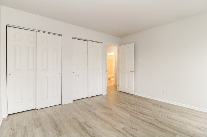 3,110/Mo, 103 Chaucer Rd Unit B Mount Laurel, NJ 08054 Bedroom View