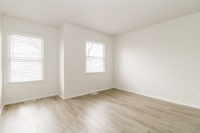 3,110/Mo, 103 Chaucer Rd Unit B Mount Laurel, NJ 08054 Bedroom View 3