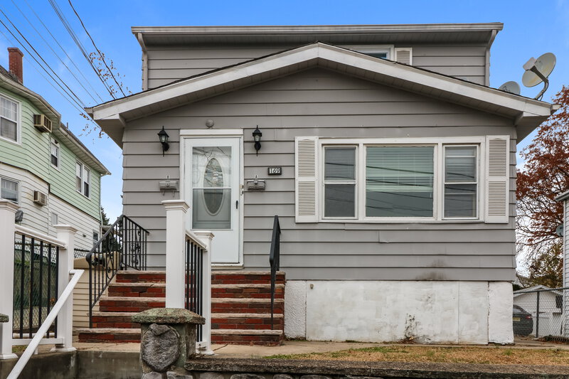 0/Mo, 169 Plauderville Ave Unit A Garfield, NJ 07026 External View