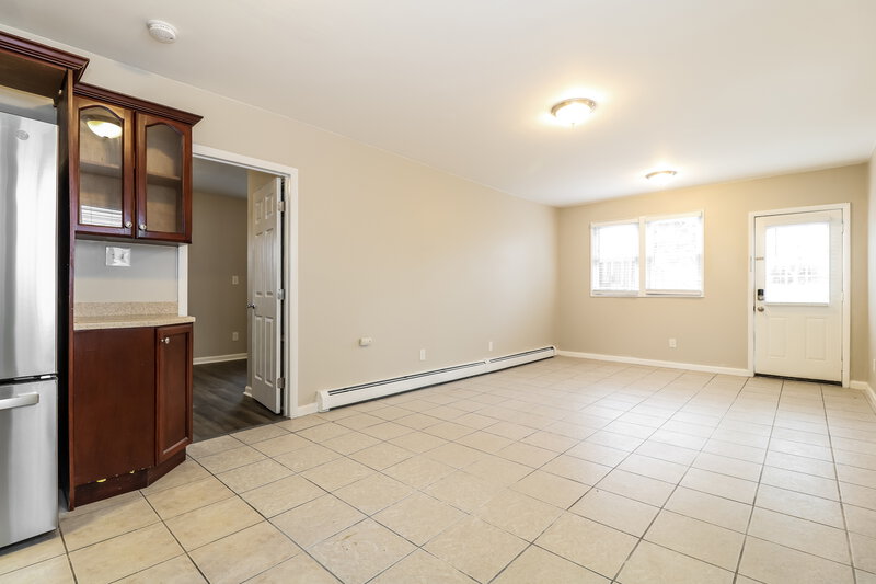 0/Mo, 169 Plauderville Ave Unit A Garfield, NJ 07026 Family Room View