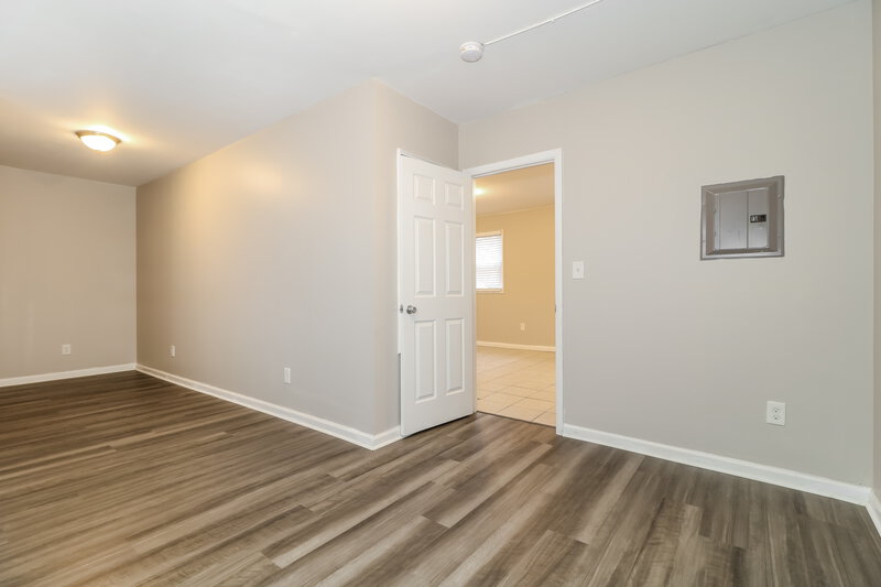 0/Mo, 169 Plauderville Ave Unit A Garfield, NJ 07026 Bedroom View