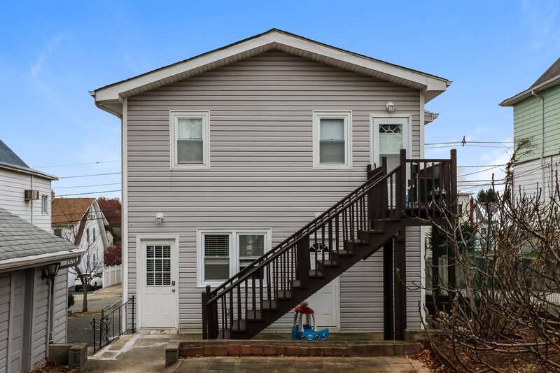 0/Mo, 169 Plauderville Ave Unit A Garfield, NJ 07026 Rear View