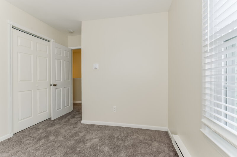 2,485/Mo, 508 Loch Lomond Dr Sicklerville, NJ 08081 Bedroom View 2