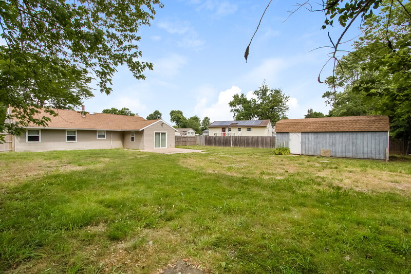 0/Mo, 12 Benedette Dr Waterford Works, NJ 08089 Rear View 2