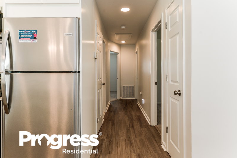 0/Mo, 303 Edgemoor Rd Belford, NJ 07718 kitchen View 3