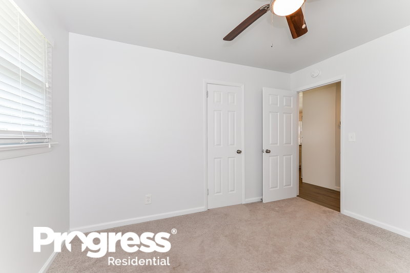 0/Mo, 303 Edgemoor Rd Belford, NJ 07718 bedroom View 2