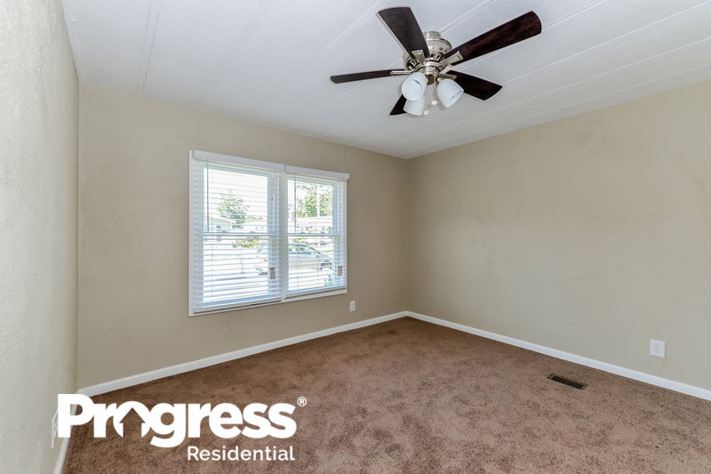 0/Mo, 8 Fawn Run Manalapan, NJ 07726 photomasterbedroom View 2