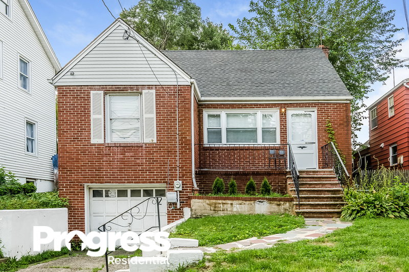 0/Mo, 1584 Walker Ave Union, NJ 07083 External View