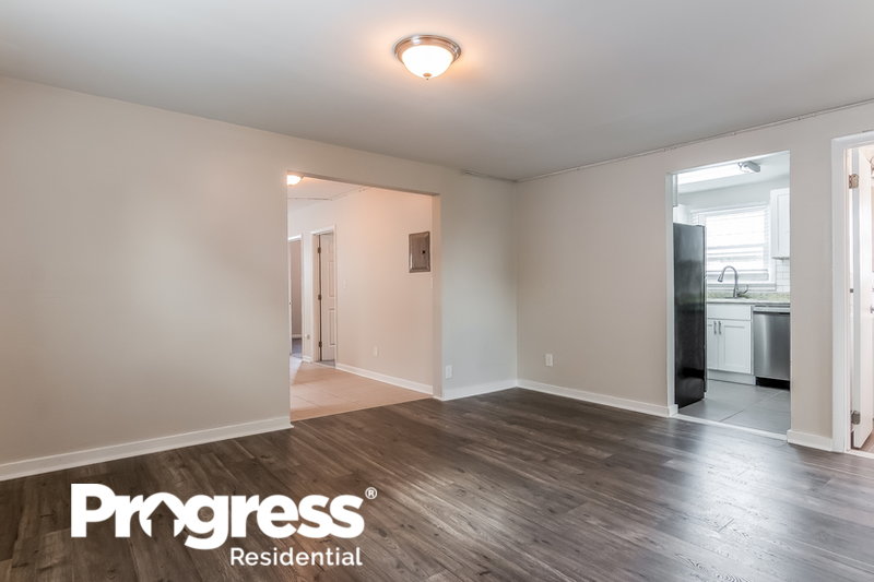 0/Mo, 169 Plauderville Ave Unit B Garfield, NJ 07026 familyroom View