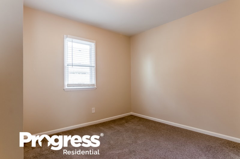 0/Mo, 169 Plauderville Ave Unit B Garfield, NJ 07026 bedroom View 2