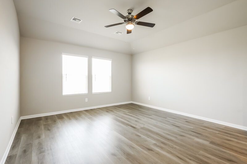 1,835/Mo, 10521 SW 37th Street Mustang, OK 73064 Main Bedroom View 2