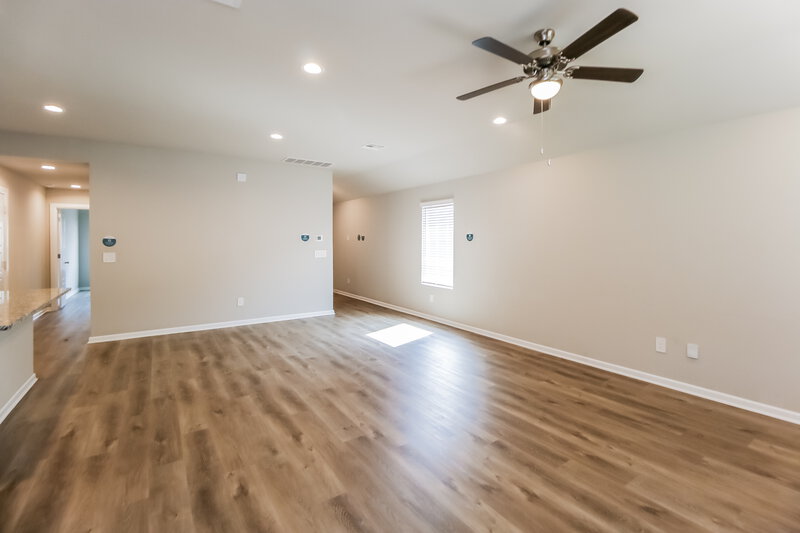 1,715/Mo, 10513 SW 37th Street Mustang, OK 73064 Living Room View 2